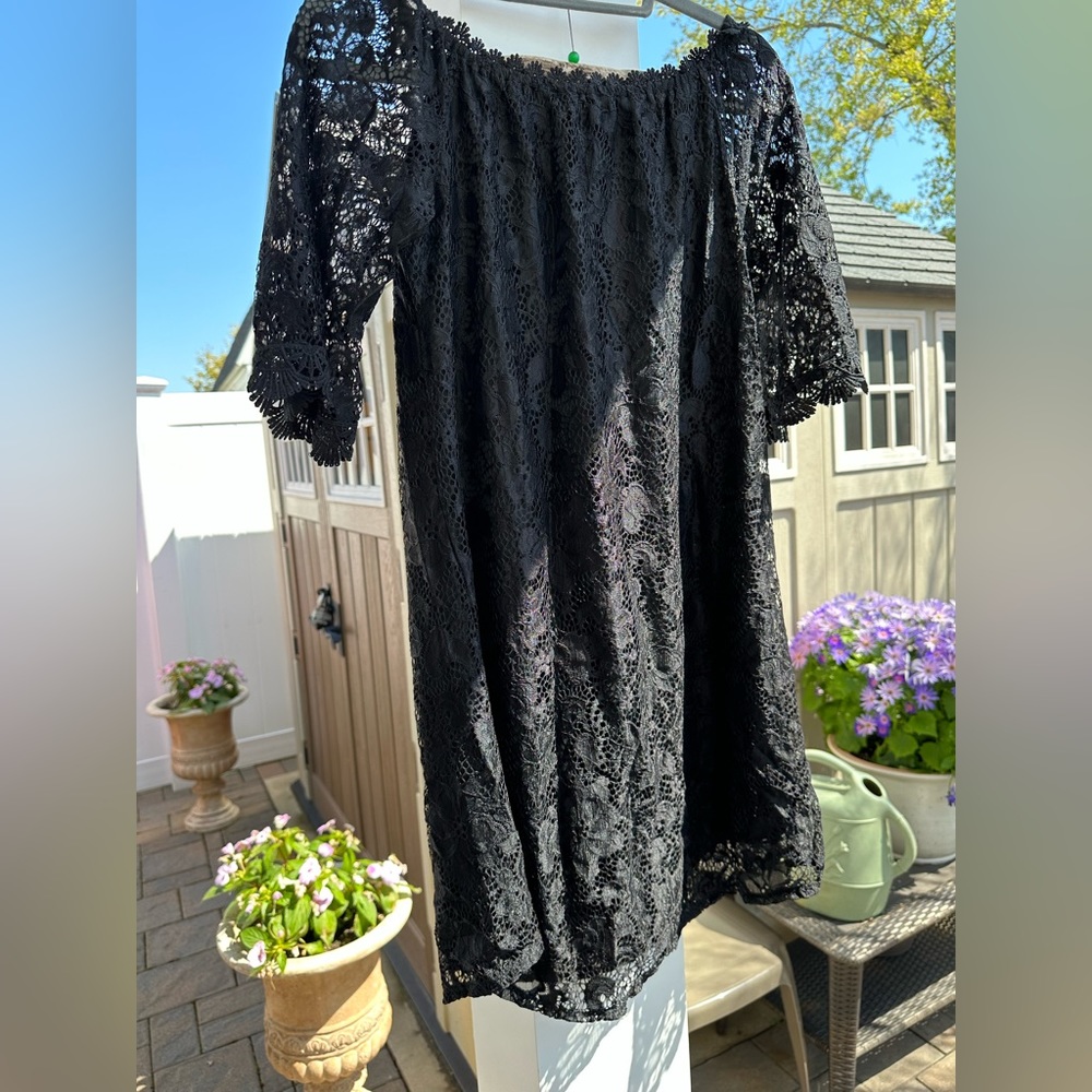 Women’s lace dress in black by Ours in size small.  New with tags